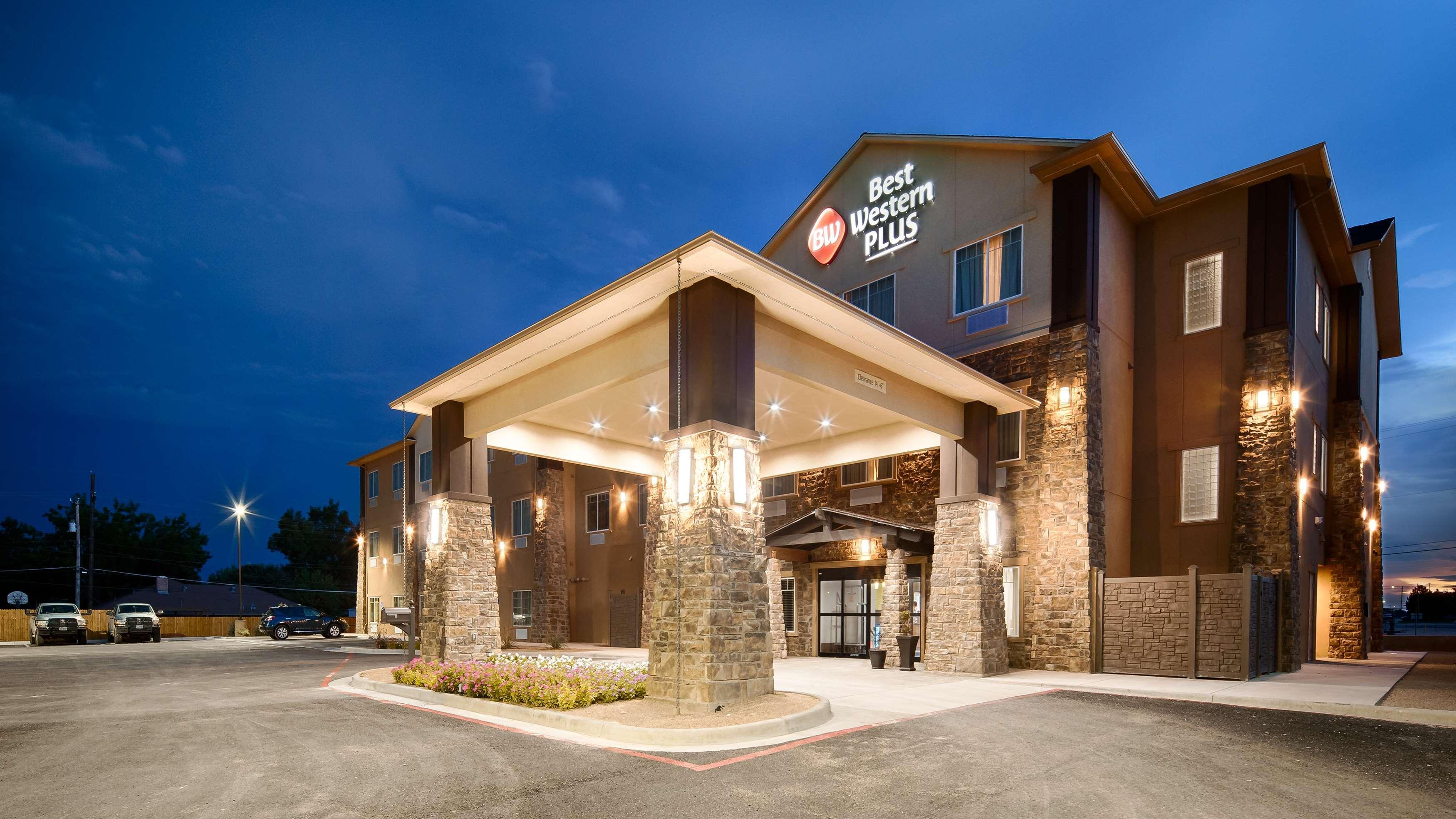 Best Western Plus Denver City Hotel & Suites Exterior photo
