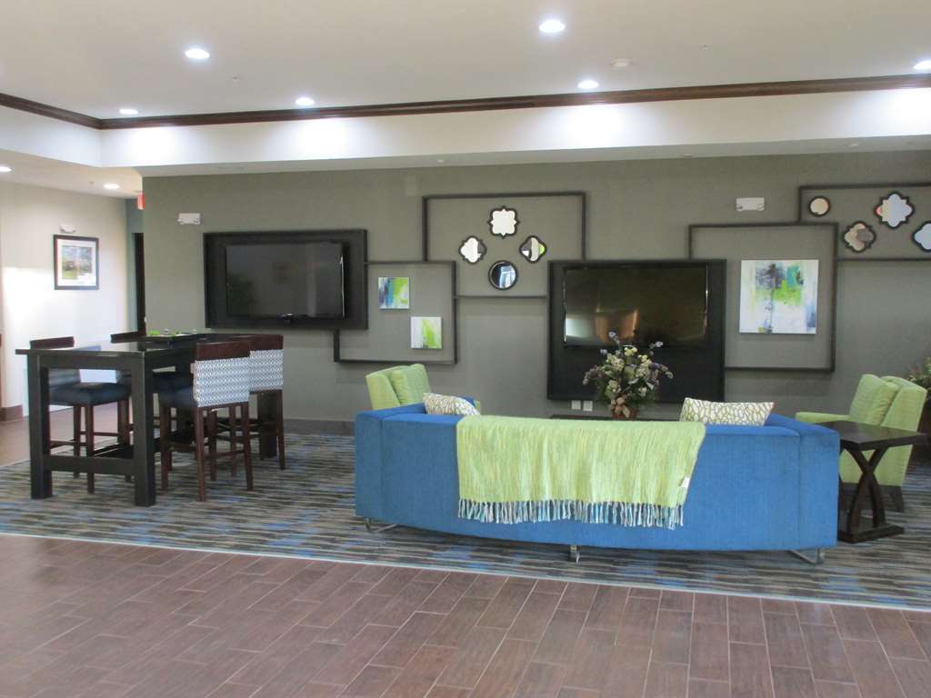 Best Western Plus Denver City Hotel & Suites Interior photo